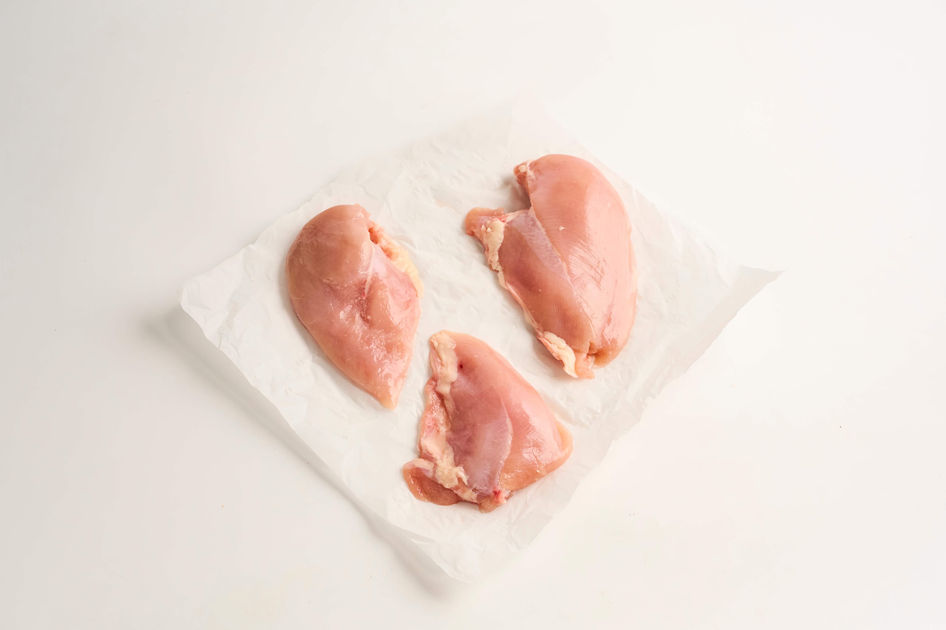 Filé de peito de frango korin congelado 600g