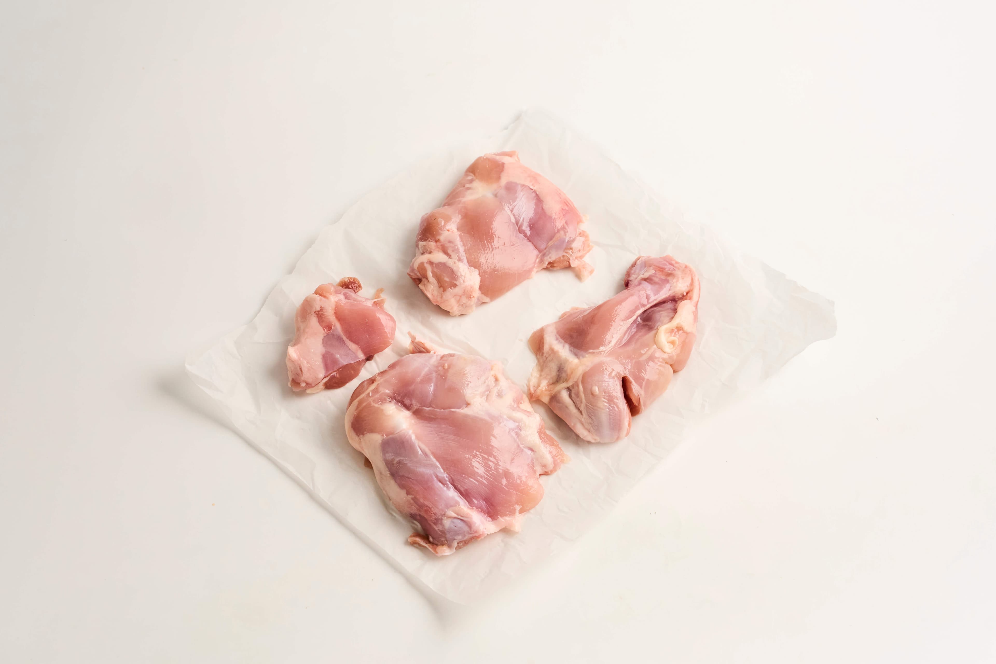 Sobrecoxa sem pele congelado 600g