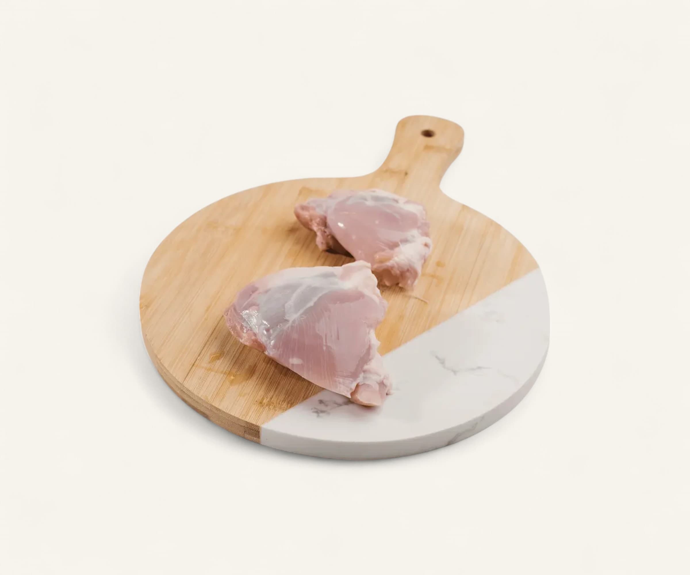 Sobrecoxa sem pele congelado 600g