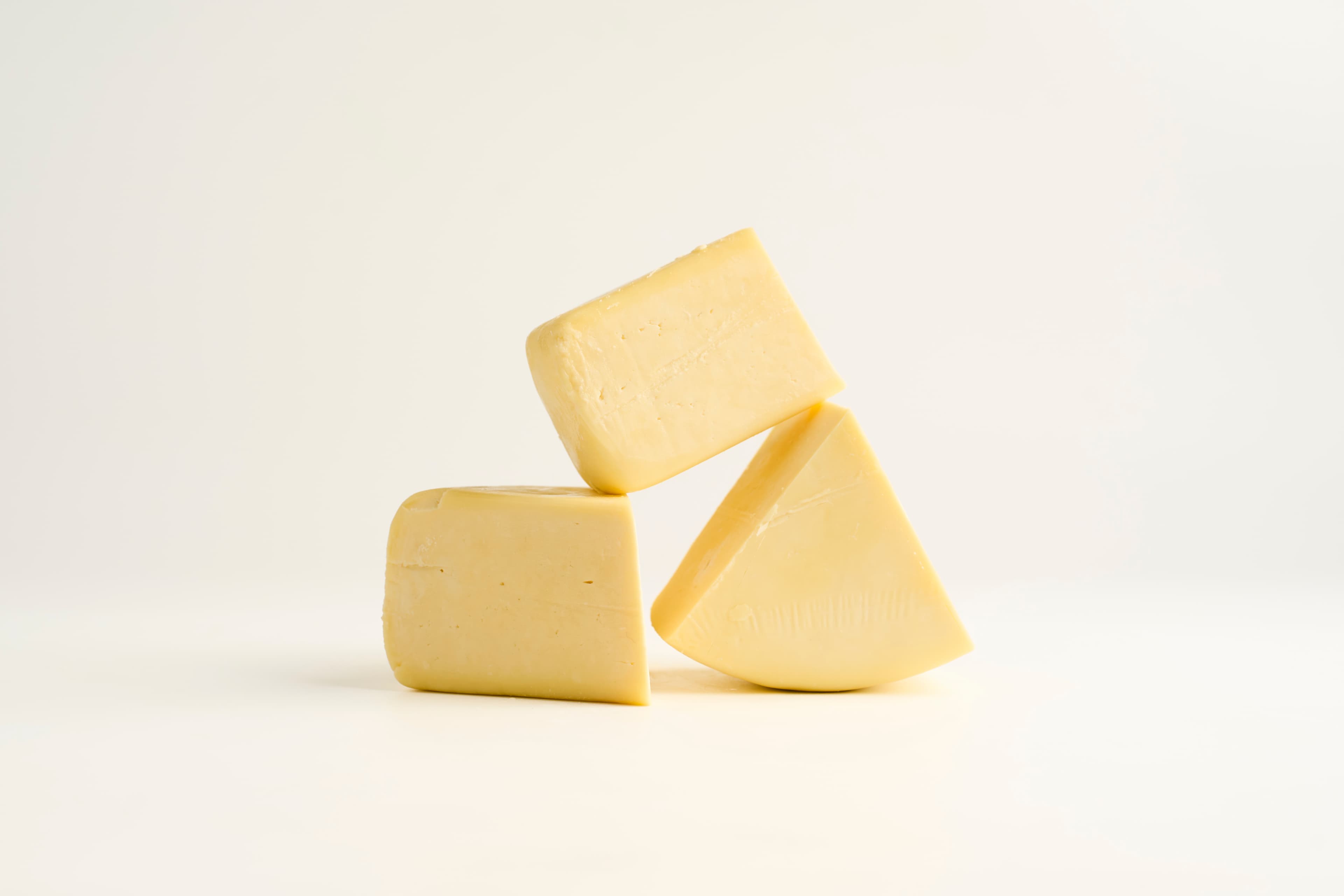 Queijo artesanal triângulo suave 390g