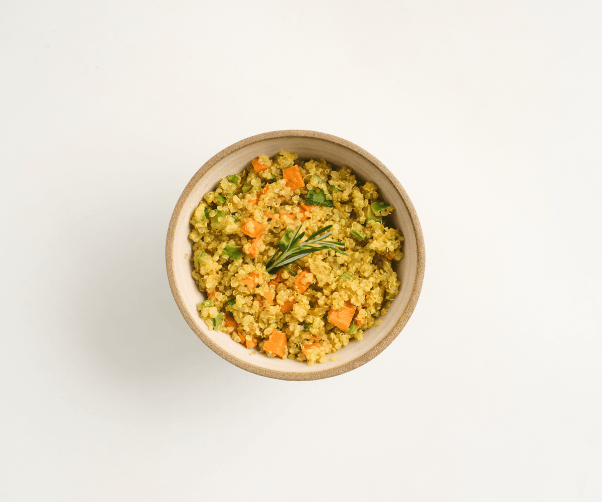 Quinoa com legumes porção de 100g