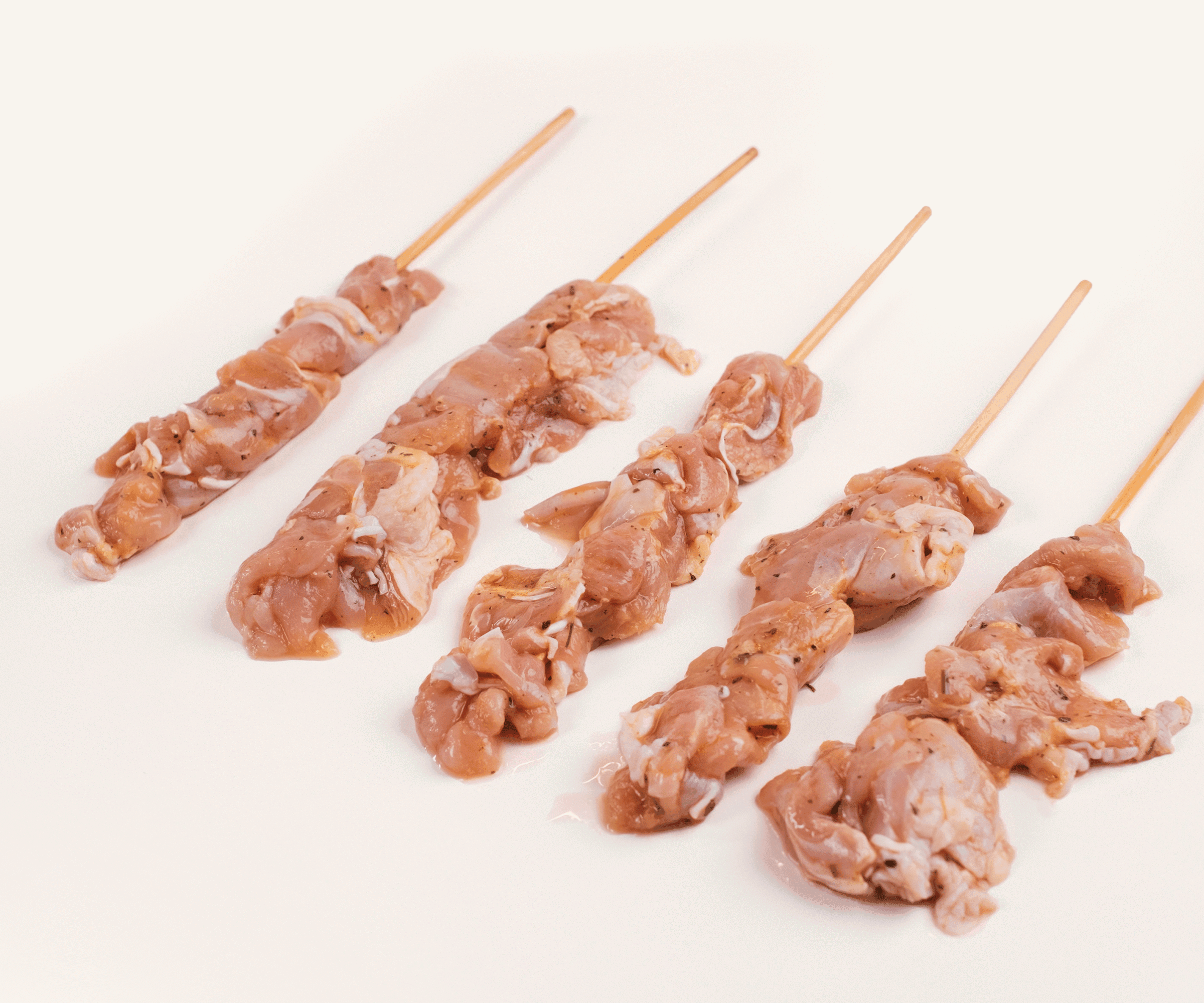 Espetinho de filé de peito temperado congelado 400g