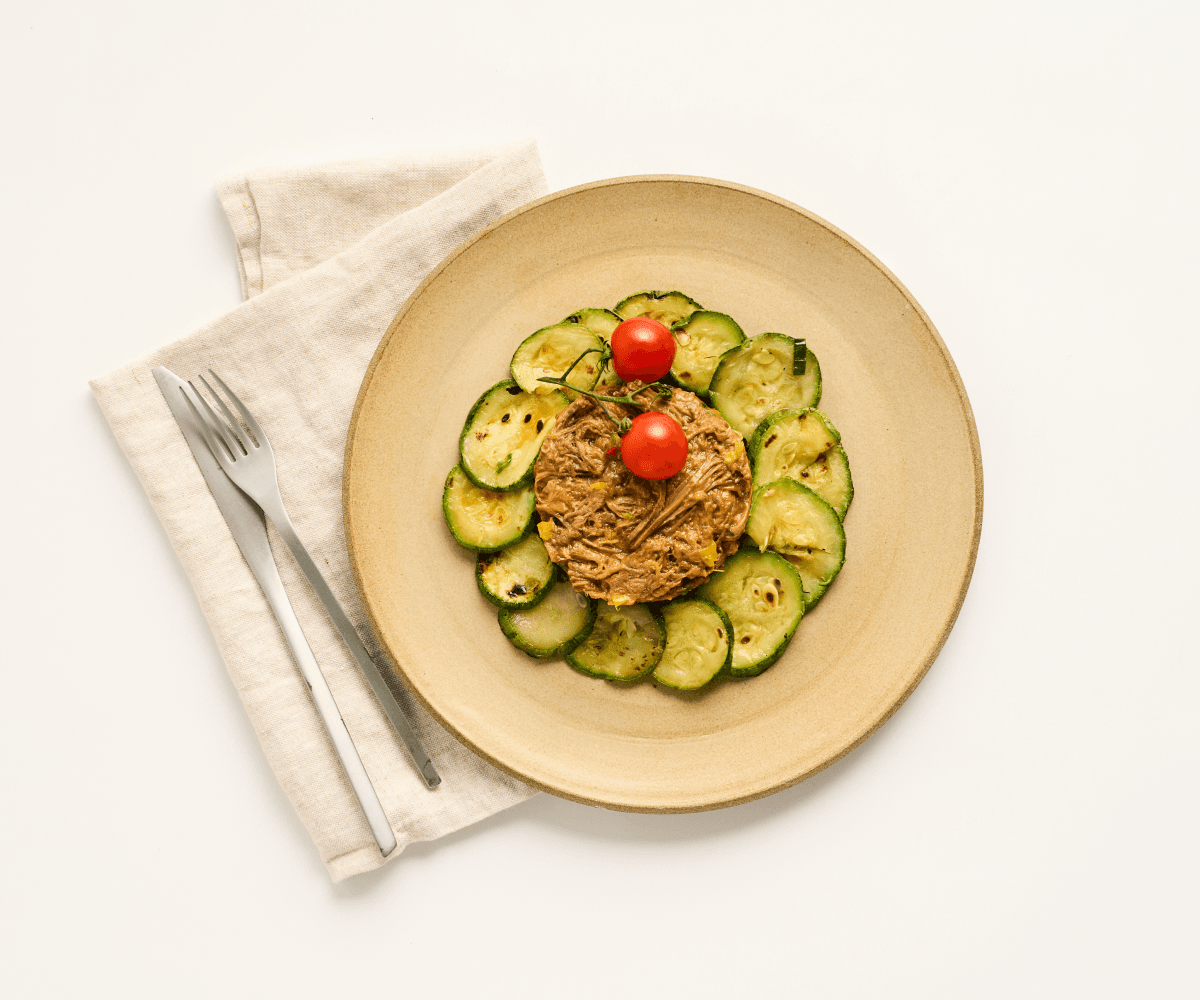 Carne louca com abobrinha grelhada 320g