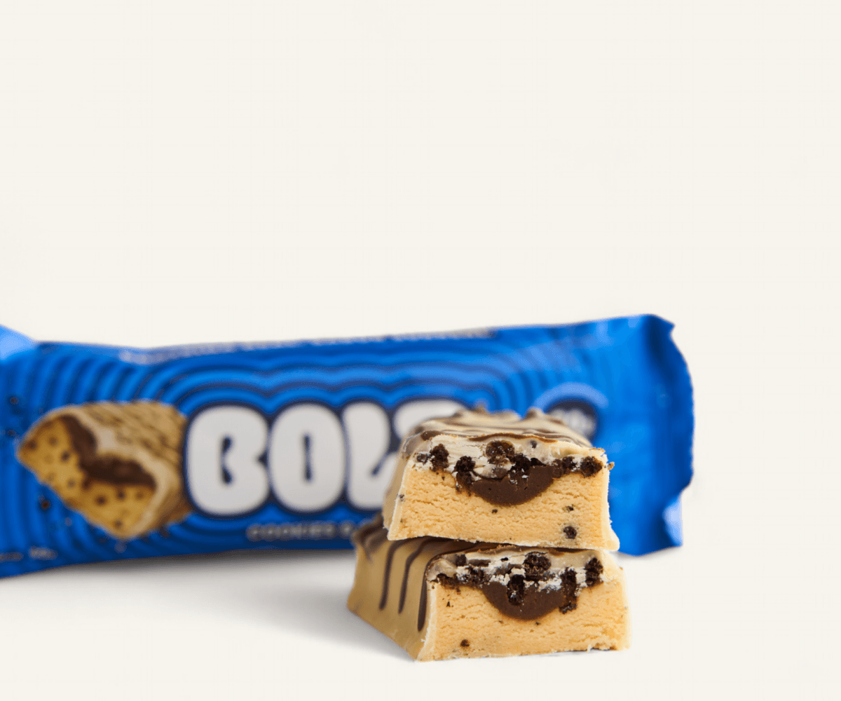 Barra de proteína 21g Bold sabor cookies & cream 60g