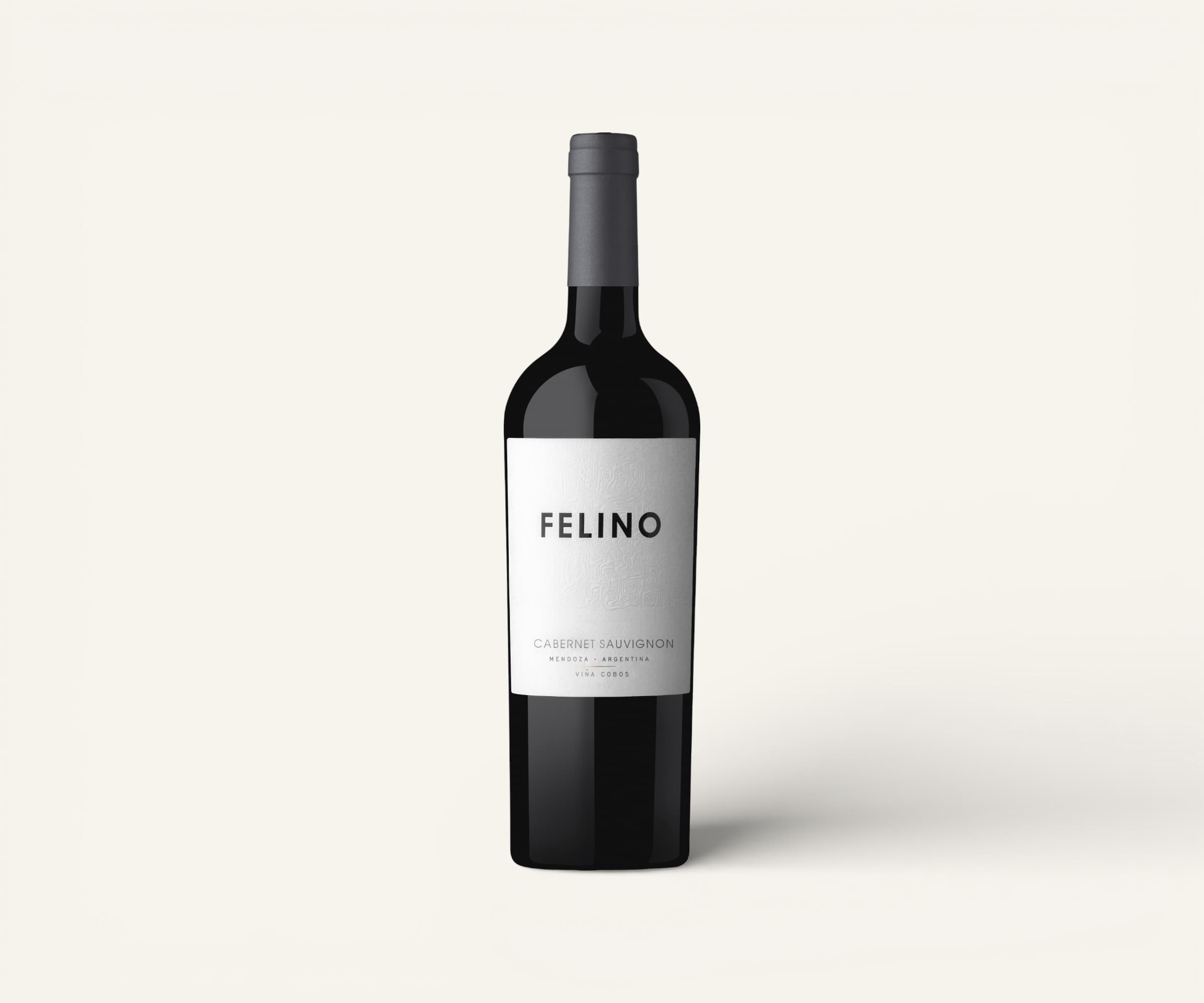 Vinho tinto argentino Felino cabernet sauvignon Viño Cobos 750ml