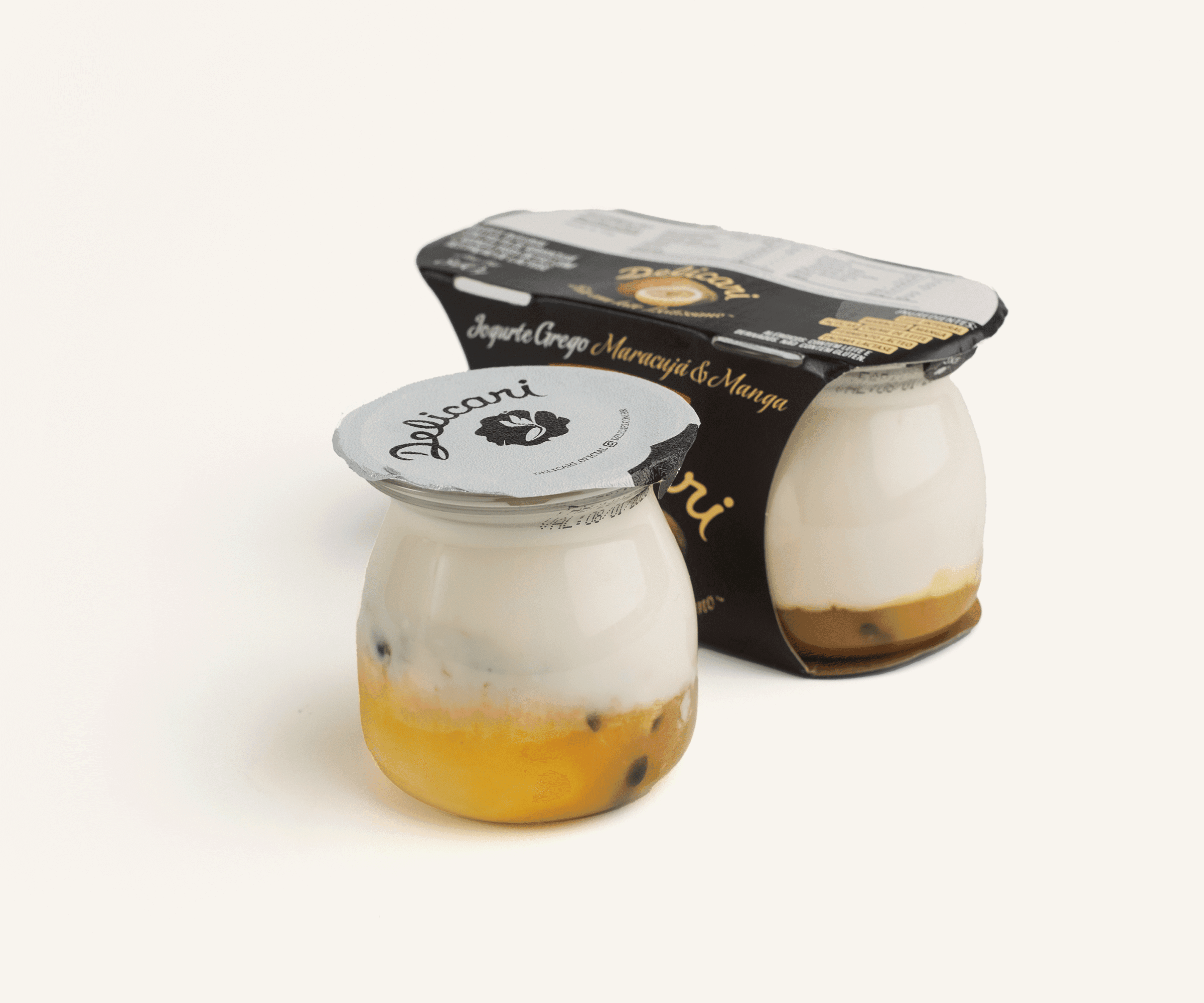 Iogurte grego zero lactose sabor maracujá e manga Delicari 340g