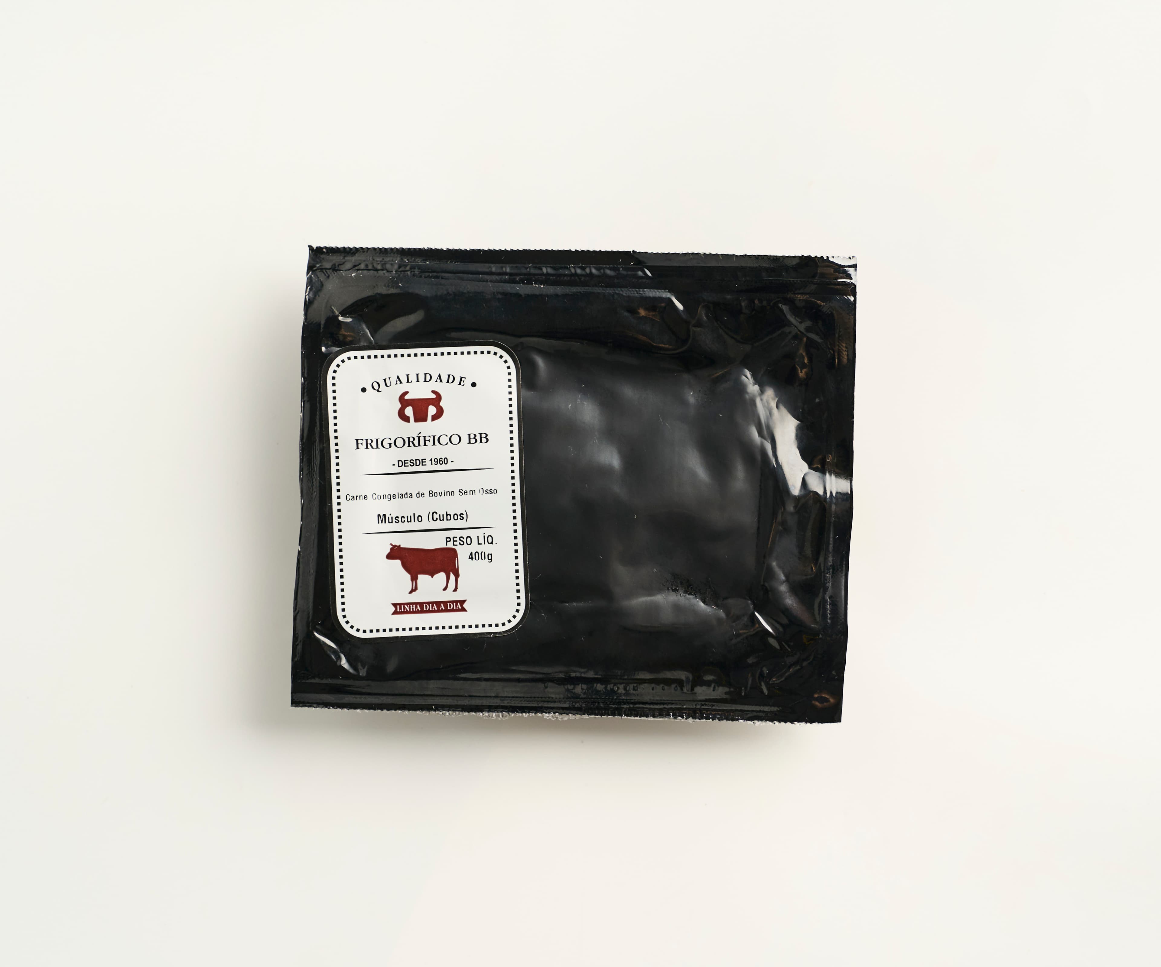 Músculo bovino em cubos 400g