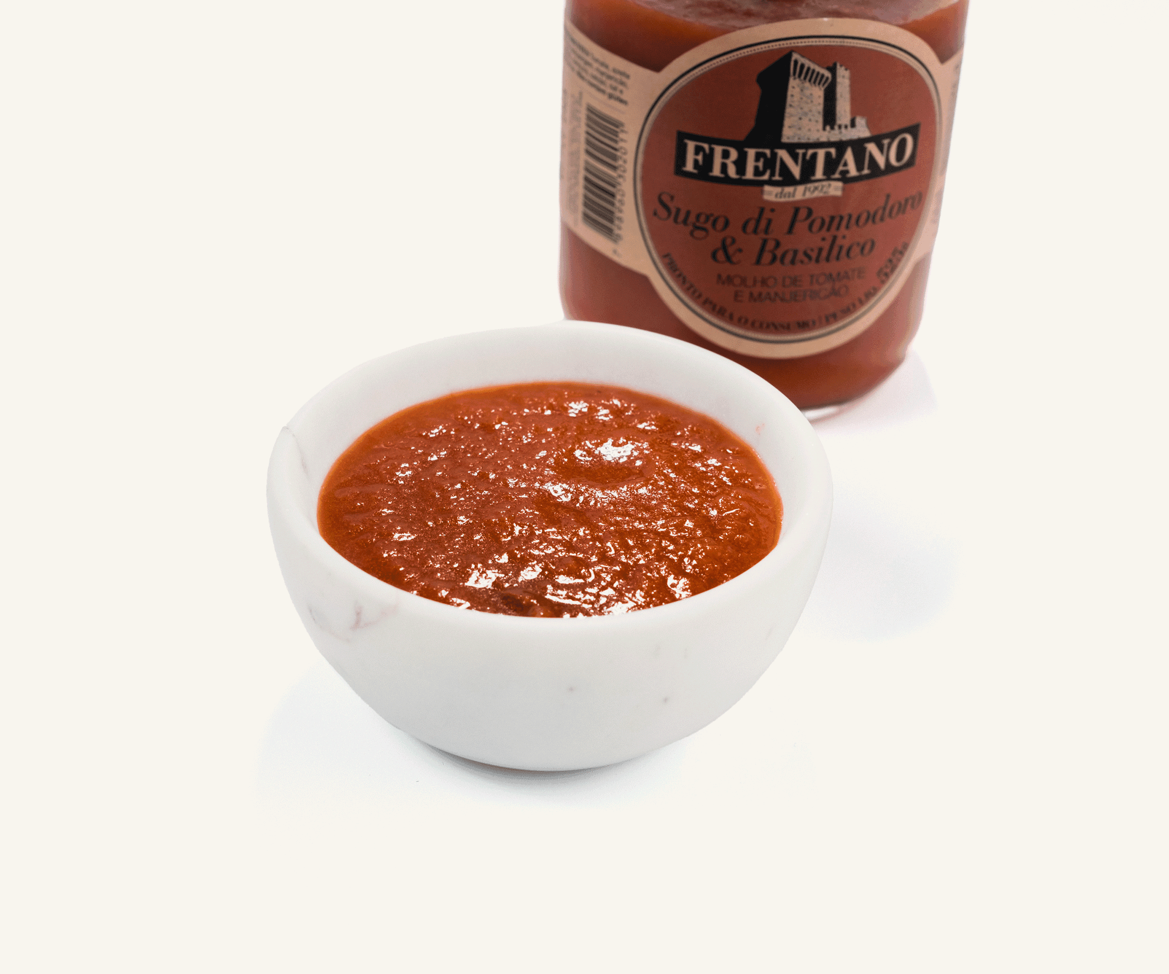 Molho sugo de tomate com manjericão 525g