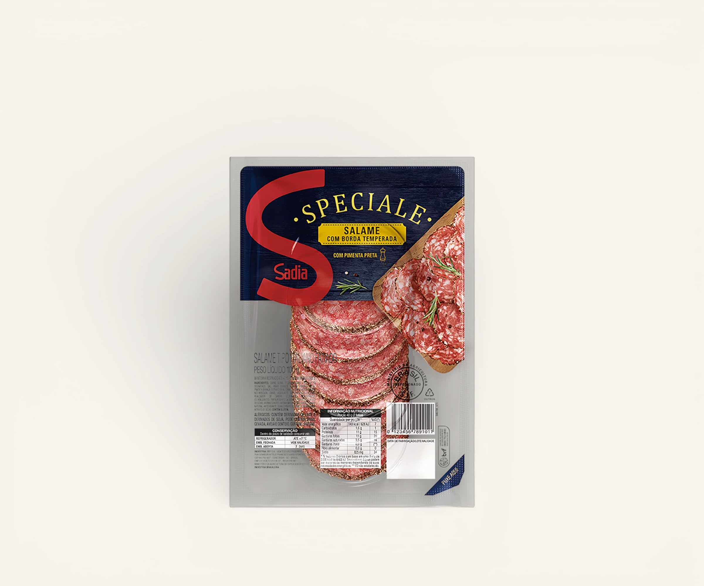 Salame italiano Speciale com borda temperada com pimenta preta Sadia 100g